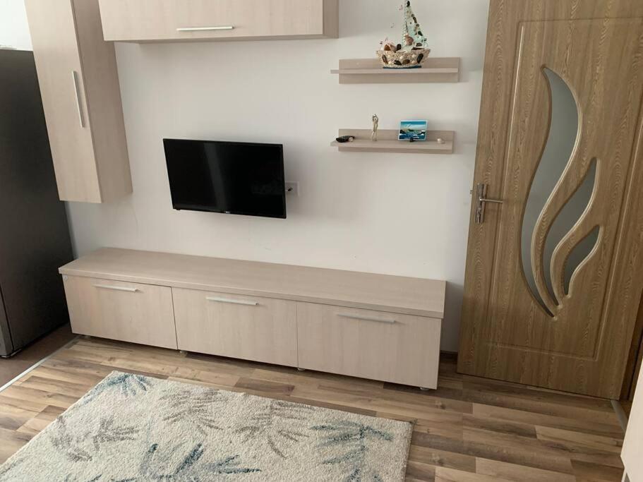 Lovely Bacau 1 Bedroom Apartment ภายนอก รูปภาพ